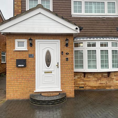 Home Near London Heathrow, Slough,Windsor,Legoland 科恩布鲁克 外观 照片
